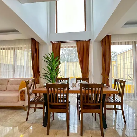 Villa Tuna ölüdeniz 4+1 Villa, özel Havuzlu, *